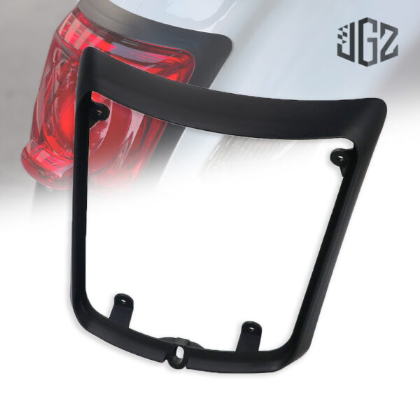 กรอบไฟท้าย GTS Motorcycle Rear Tail Lamp Grill Cover Housing Tail light Trim Guard ABS for VESPA GTS 250 300 GTV 300 2019 2020 2021 2022